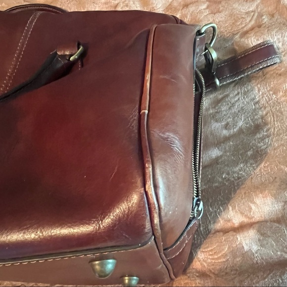 Old Angler Leather Duffel Bag with zipper - Picture 11 of 13